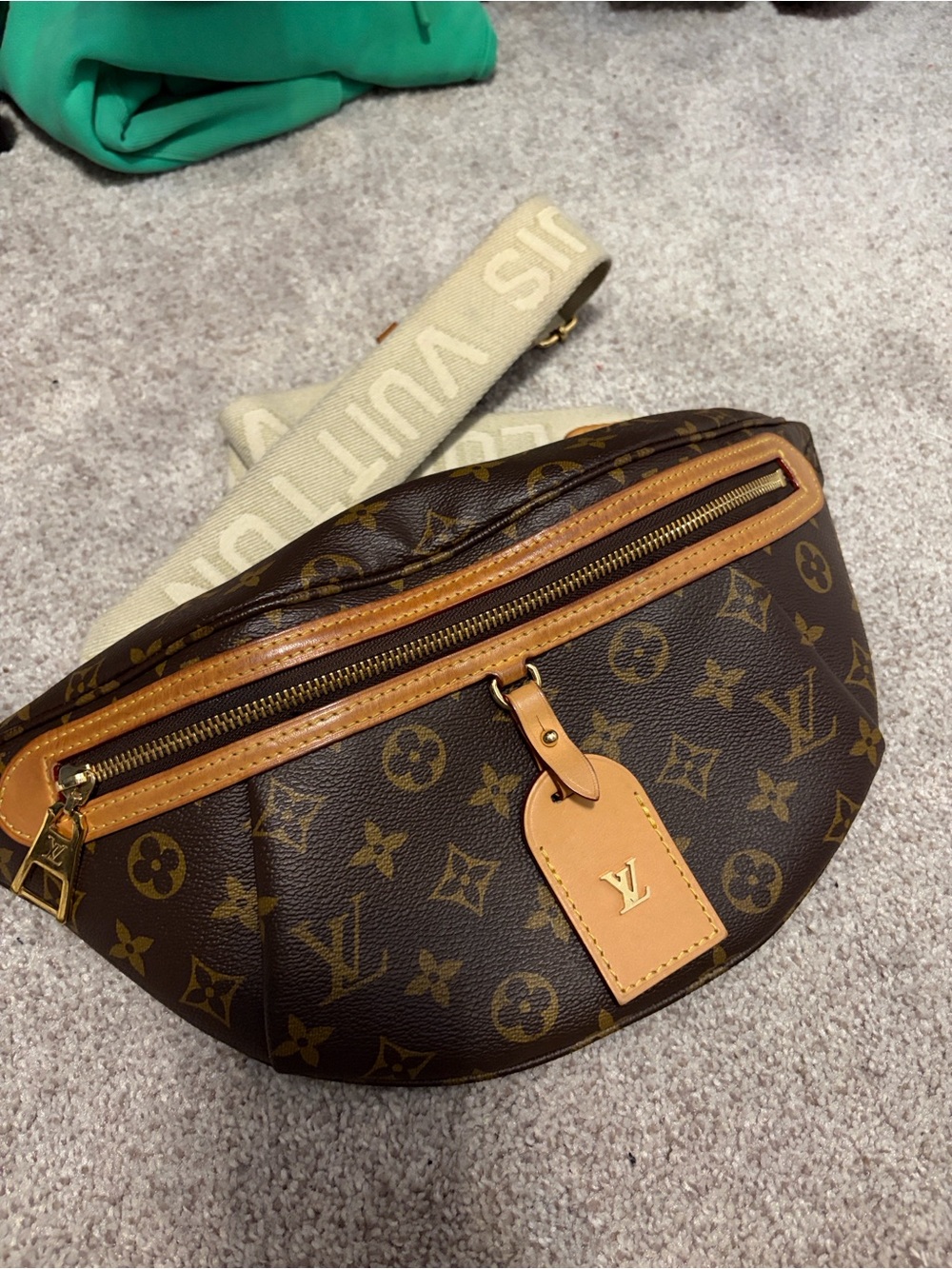 Louis Vuitton Monogram Canvas High Rise Bumbag - Picture 8 of 8